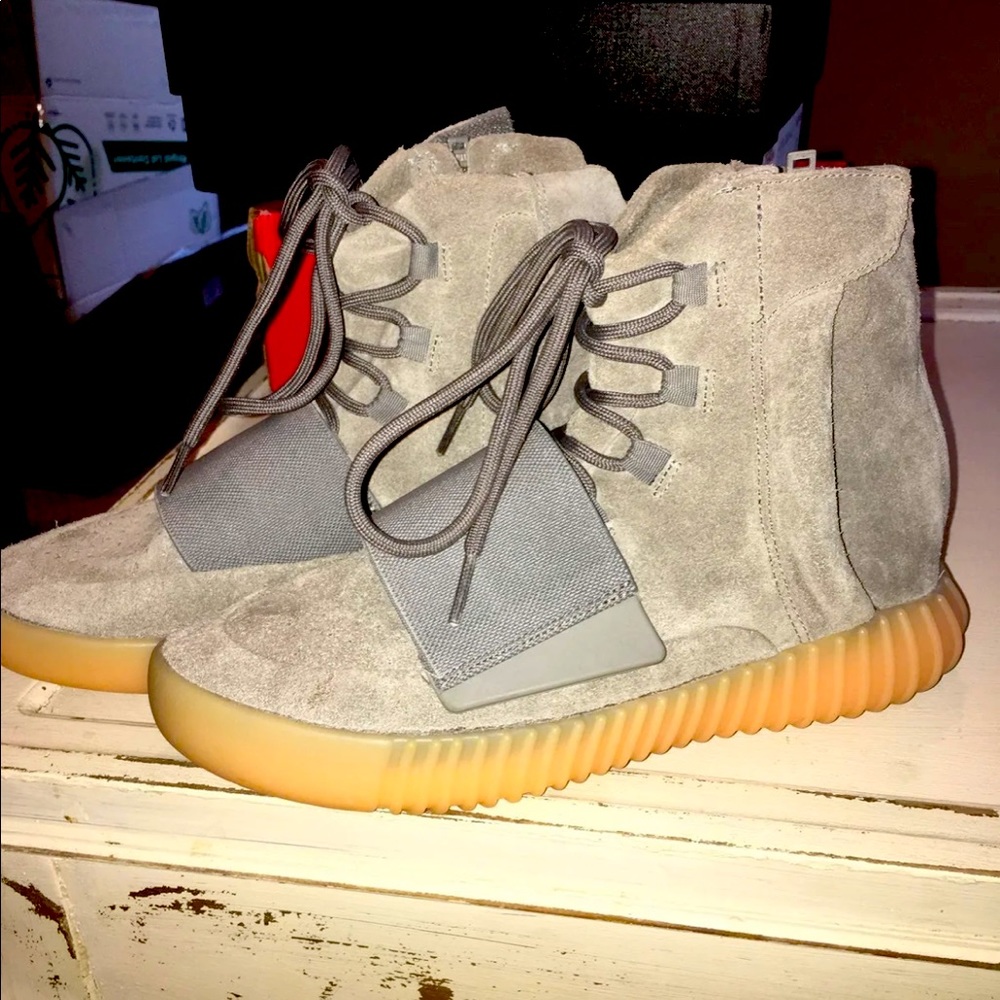 🔥yeezy adidas boost 750 glow in the dark